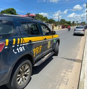 PRF prende motorista pelo crime de receptação na BR-104, em Rio Largo