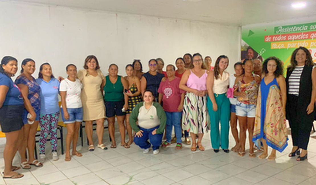 MPF prestigia Roda de Conversa com pescadoras e marisqueiras na Barra de Santo Antônio
