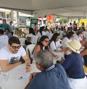 Ação de prevenção ao pé diabético atende 150 pessoas na orla de Maceió