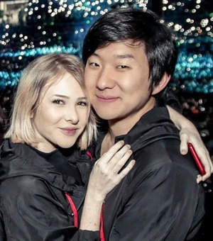 Sammy, esposa de Pyong Lee, é processada por fraude em sorteio na internet