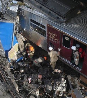 Colisão entre trens deixa quatro feridos no Rio de Janeiro 