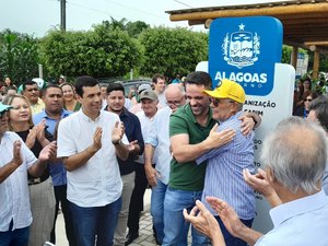 [Vídeo] Prefeito Petrúcio Barbosa e governador Paulo Dantas inauguram várias obras em Igaci