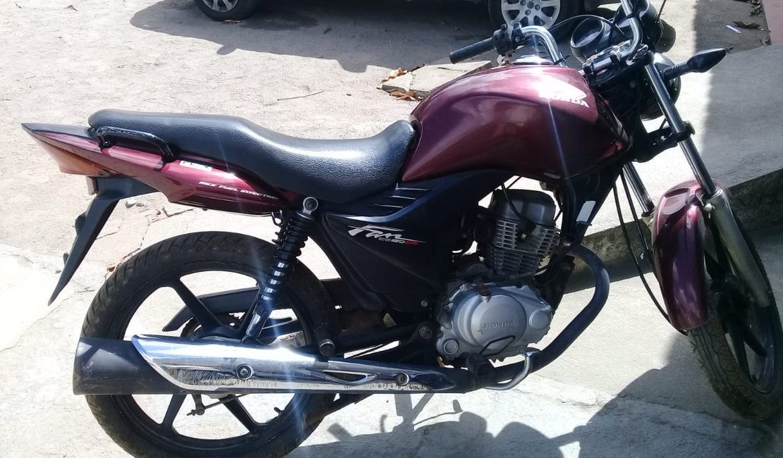 Moto com registro de roubo é abandonada na zona rural de Arapiraca