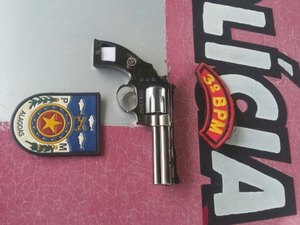 3º BPM prende dupla com arma de brinquedo, em Arapiraca