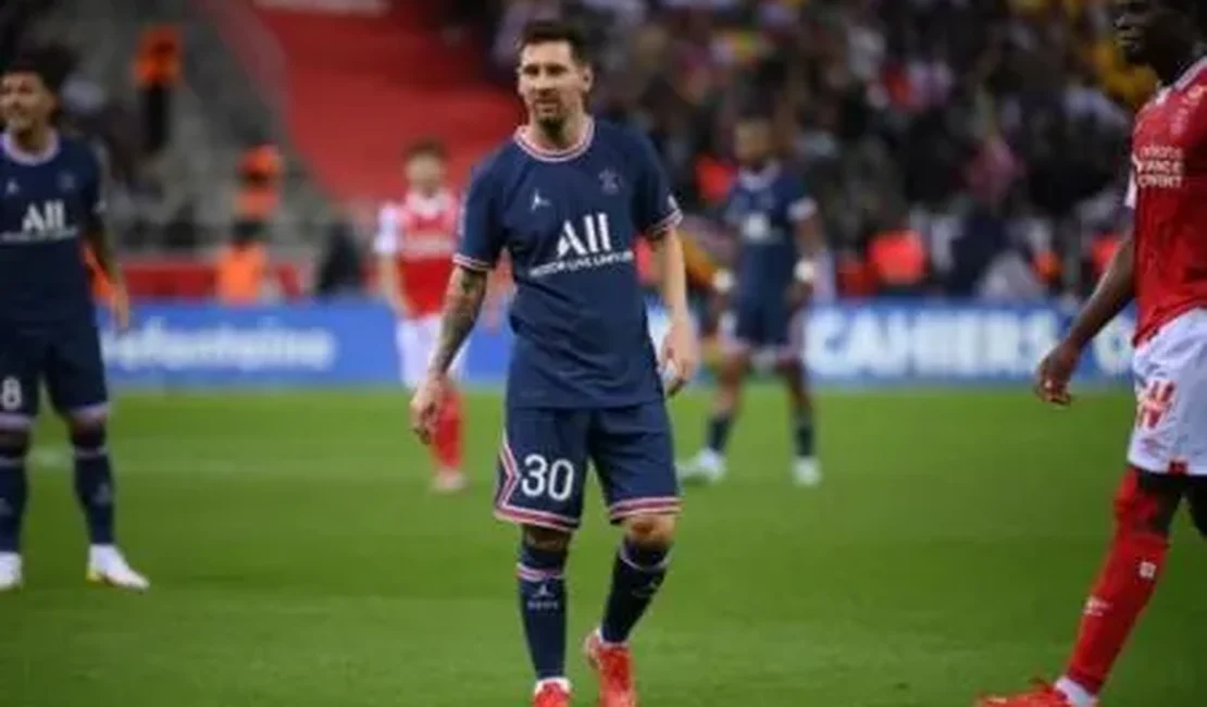 Na estreia de Messi, Mbappé marca duas vezes e PSG vence o Reims pelo Campeonato Francês