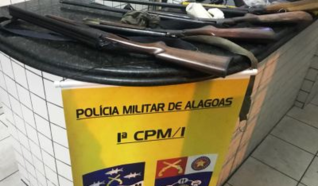 PM apreende seis armas de fogo em Jequiá da Praia e Roteiro