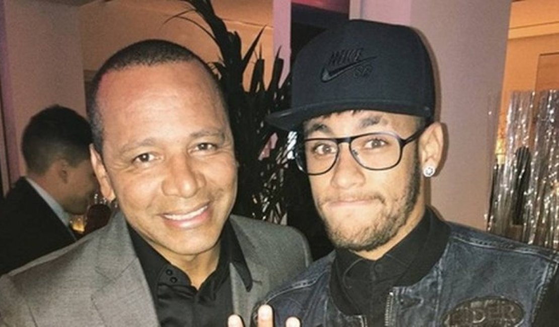 Presidente do PSG garante permanência de Neymar: 'Ele vai ficar'