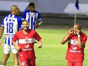 CRB renova com mais dois e segue negociando