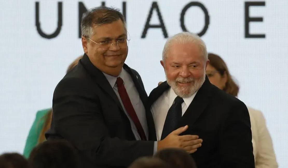 Lula chama Dino, cotado ao STF, para reunião fora da agenda