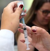 Sete em cada dez acreditam em alguma fake news sobre vacinação 
