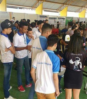Mostra Científica reúne experimentos de alunos de escola pública de Arapiraca