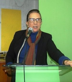 Professora Graça espera providência divina para resolver greve dos professores 