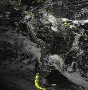Maceió recebe alerta de chuvas fortes para as próximas horas