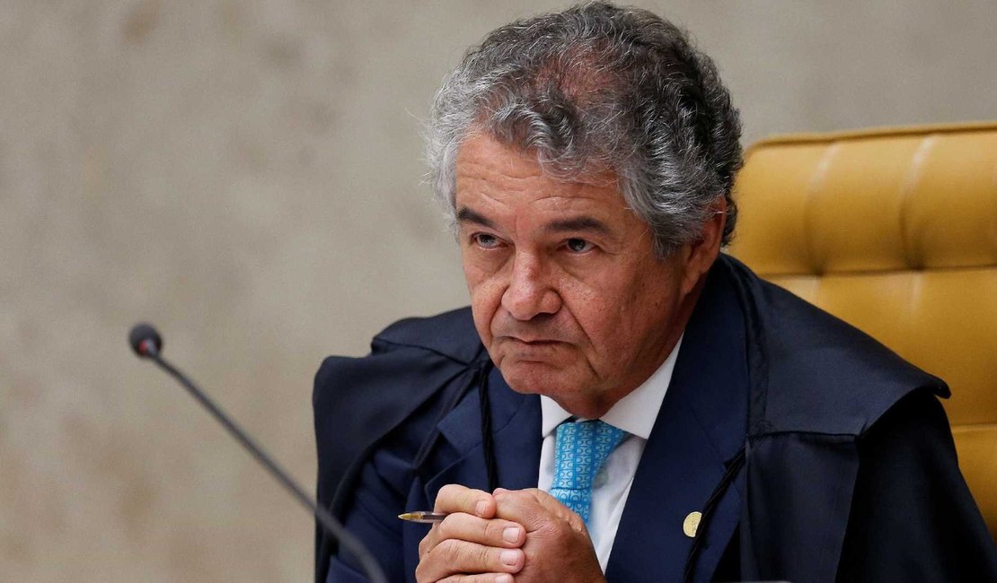 Marco Aurélio vota a favor de Bolsonaro depor por escrito