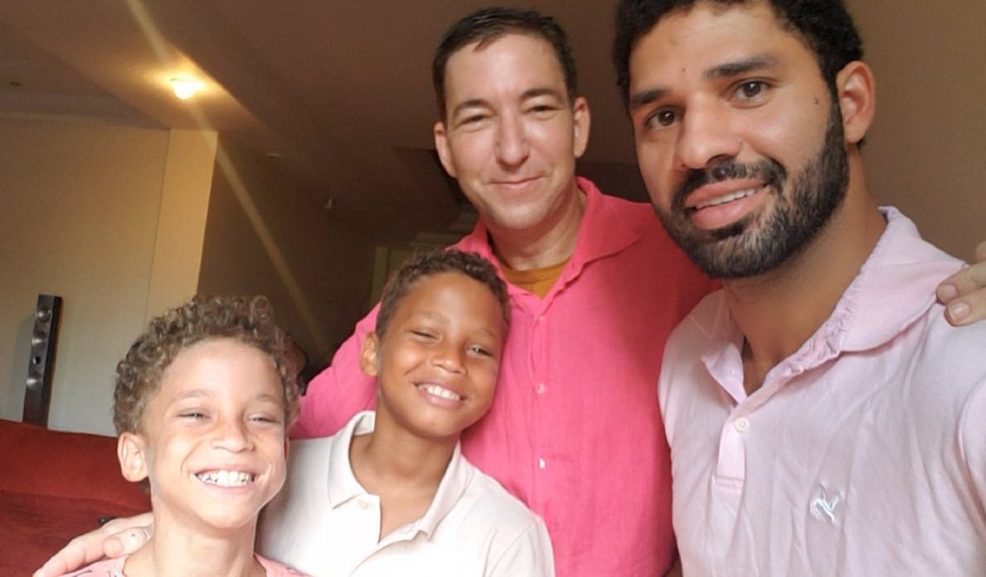 Deputado David Miranda fala sobre sua experiência com adoção tardia