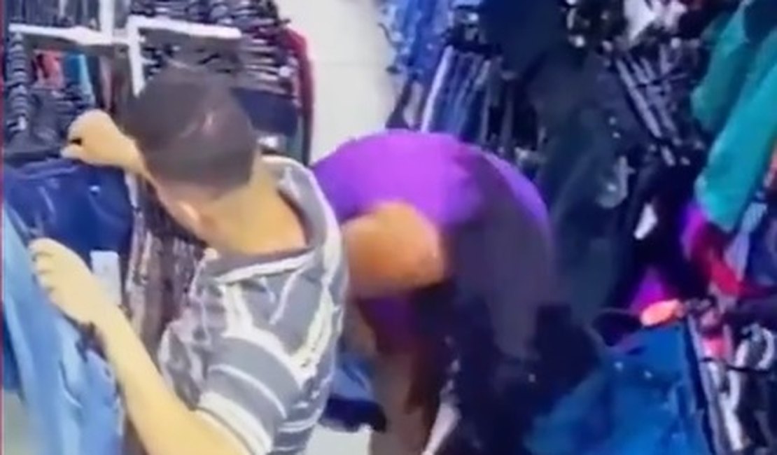 Polícia Civil procura por casal que tentou furtar loja de roupas no Centro