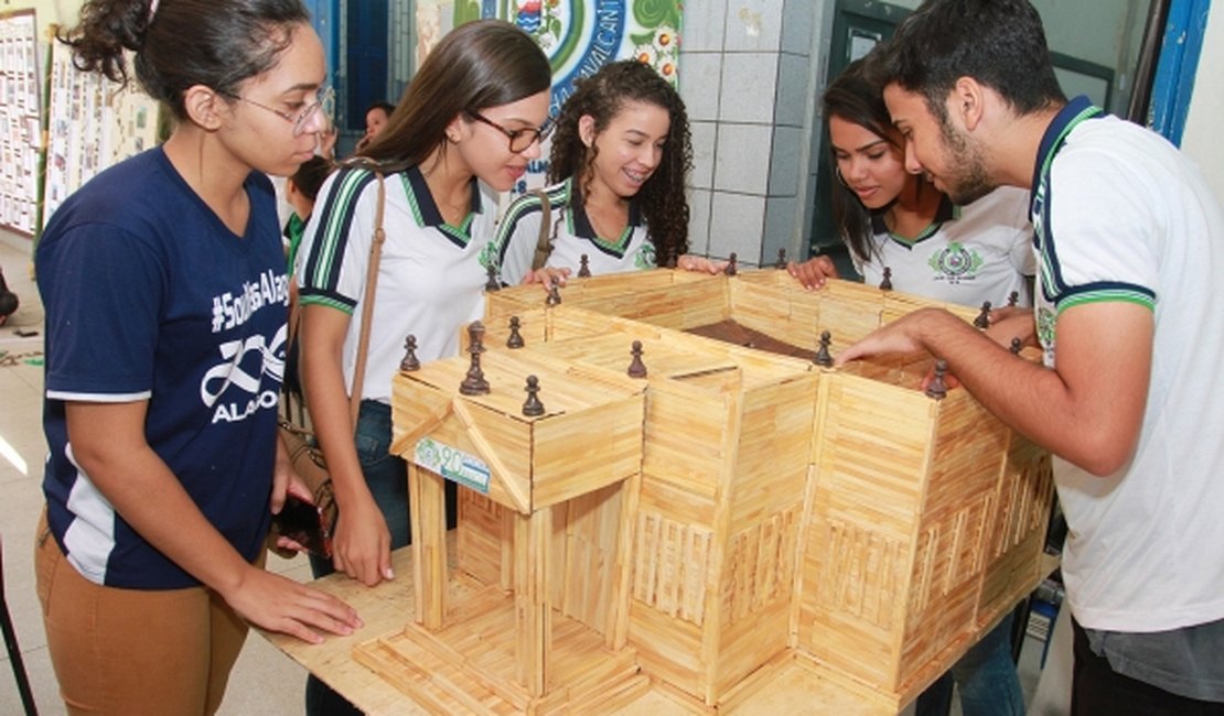 Estudantes resgatam memórias da mais antiga escola de União dos Palmares