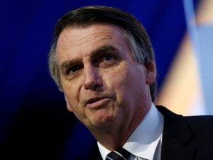 Bolsonaro promete abrir arquivos do BNDES e da Petrobras se eleito