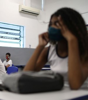 Escolas municipais devem ter aulas remotas ou híbridas em 2021