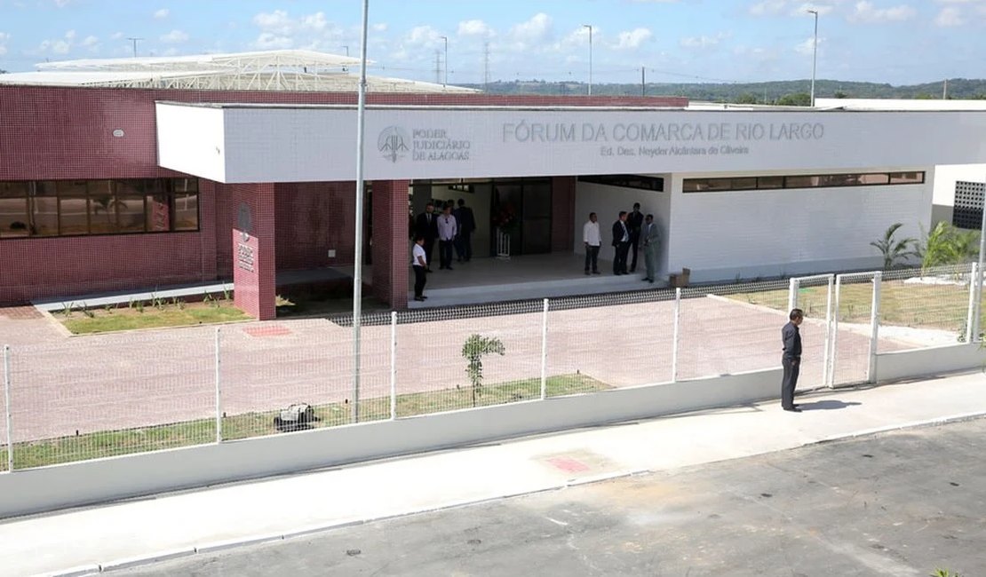 Polícia CIvil prende em flagrante um servidor do Fórum de Rio Largo pelo crime de Corrupção Passiva