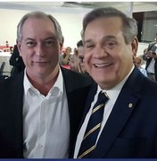 Ciro Gomes pressiona Lessa para ser candidato a governador