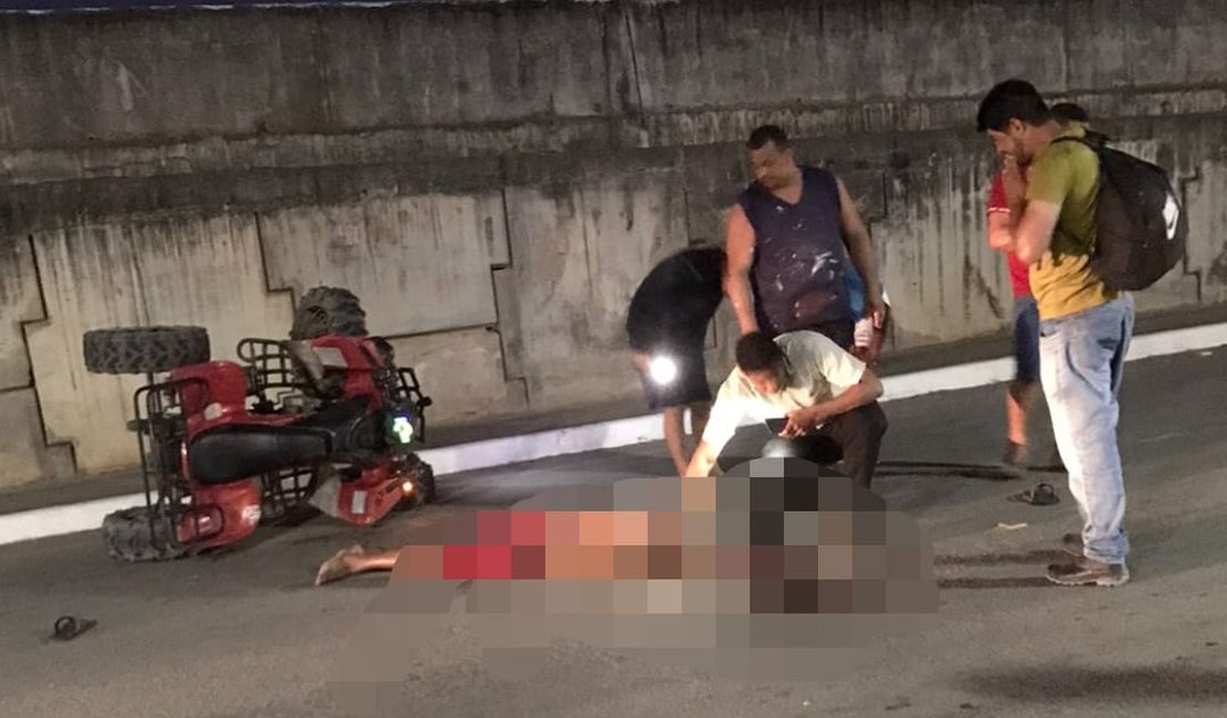Homem em quadriciclo tenta ultrapassar carreta e morre em Teotonio Vilela