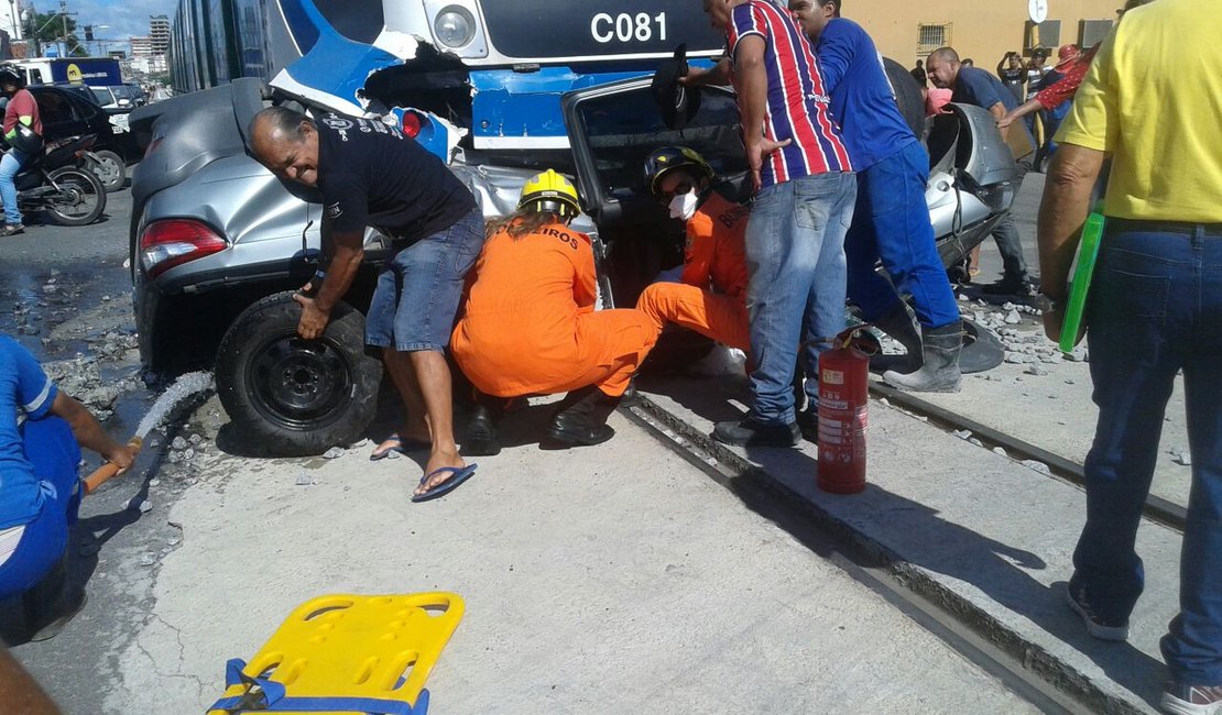 MP denuncia motorista que provocou acidente fatal com VLT, em Maceió