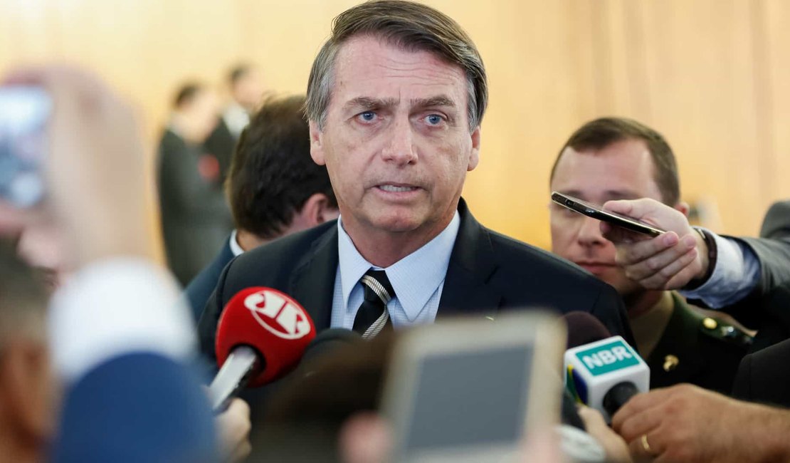 'Não vou renunciar ao meu mandato', afirma Bolsonaro