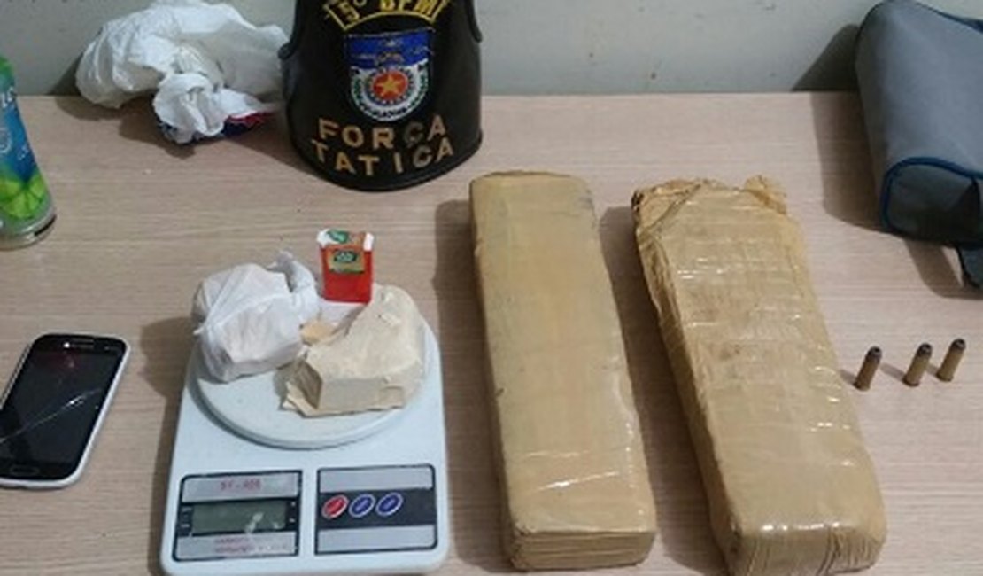 PM prende mulher com mais de dois quilos de drogas em conjunto de Maceió
