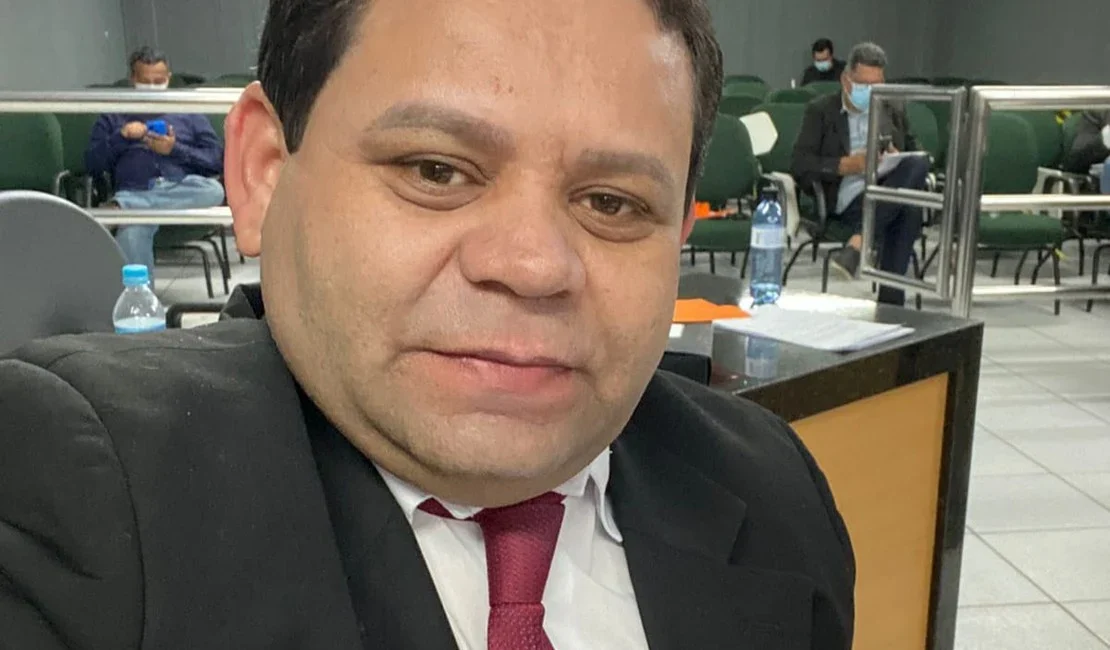 Preso por receptação, vereador por Arapiraca é liberado após pagar fiança de quase R$ 20 mil