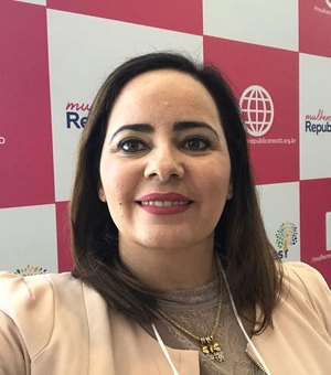 Fabiana Pessoa representa Alagoas no II Seminário de Formação Política para Mulheres