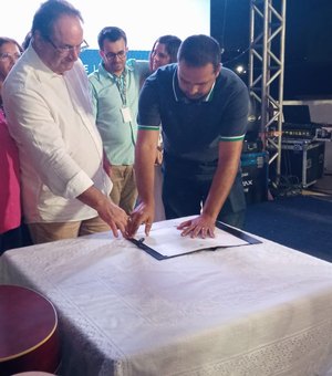 [Vídeo] Prefeito Luciano Barbosa autoriza revitalização do Memorial Ceci Cunha