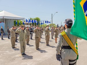 Polícia Militar celebra Dia do Soldado com outorga de medalhas e promoções