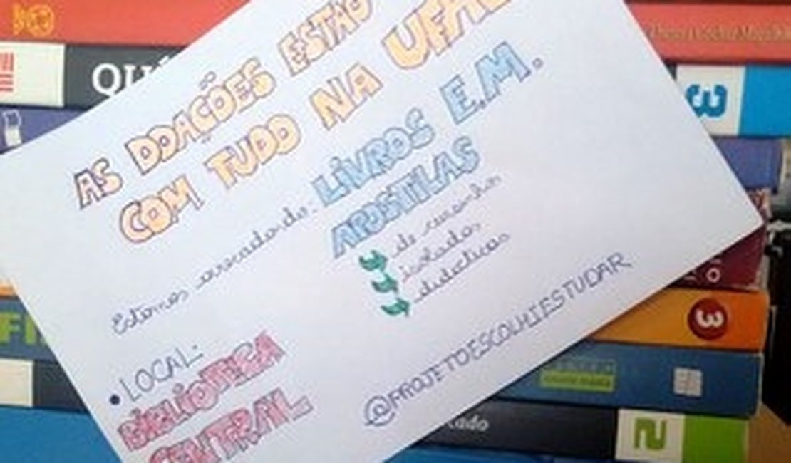 Estudantes da Ufal realizam campanha para doação de livros
