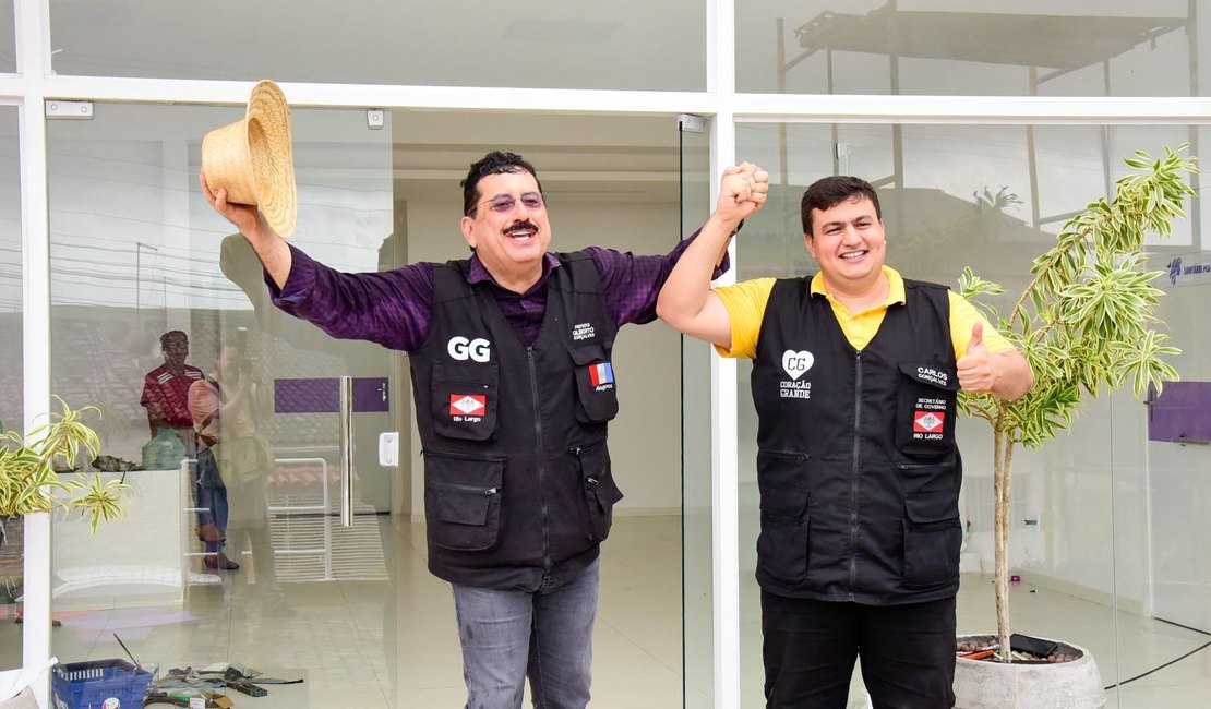 Prefeito Gilberto Gonçalves e Secretário Carlos Gonçalves anunciam pagamento antecipado para servidores municipais