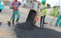 Prefeitura retoma obras em ruas de Arapiraca