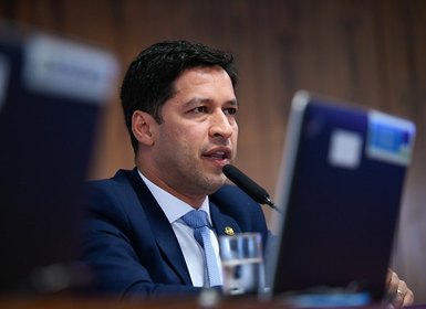 Defensor da proposta, Rodrigo Cunha relata projeto que cria Frente Parlamentar da Advocacia no Senado Federal