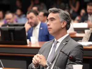 Rafael Brito usa as redes sociais para alfinetar novo secretariado de JHC