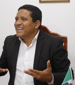 Após rebaixamento, prefeito de Palmeira dos Índios chama campanha do CSE de 'pobre'