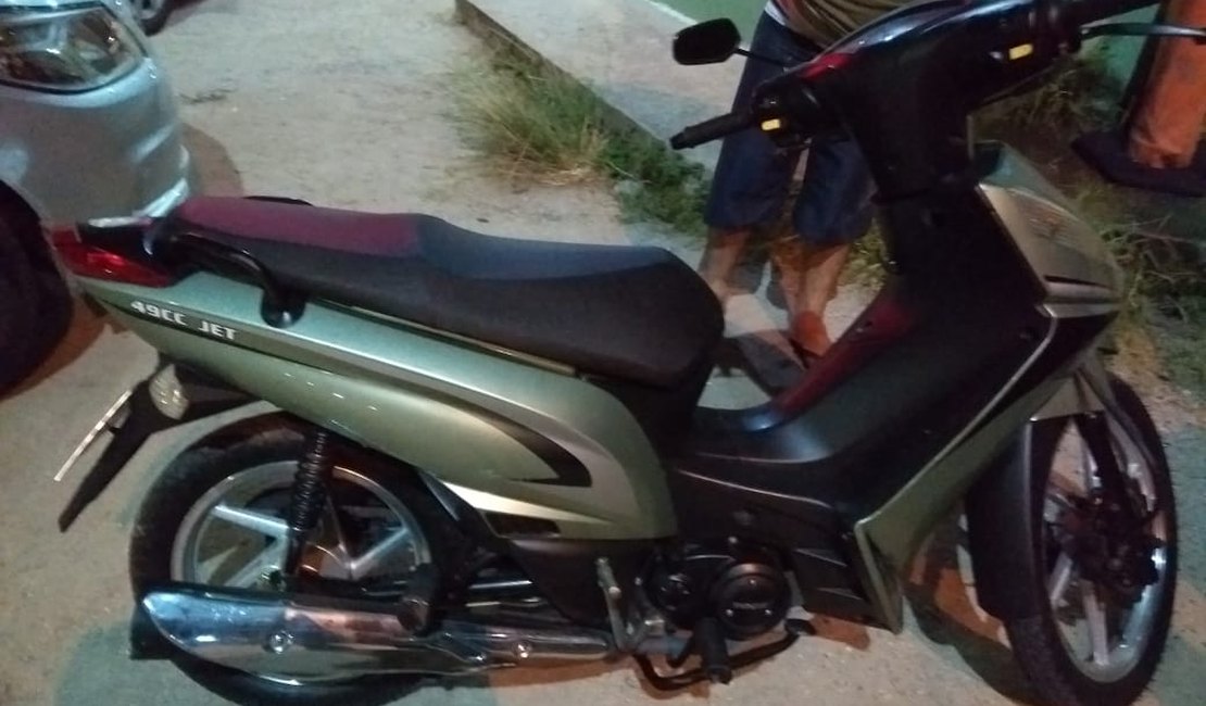 Motocicleta é encontradas às margens de rodovia em Marechal Deodoro 