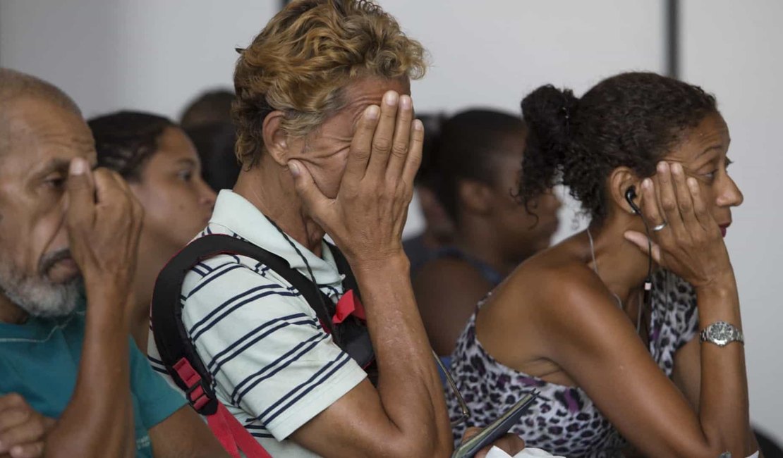 Pandemia levou desemprego a recorde em 20 estados, diz IBGE