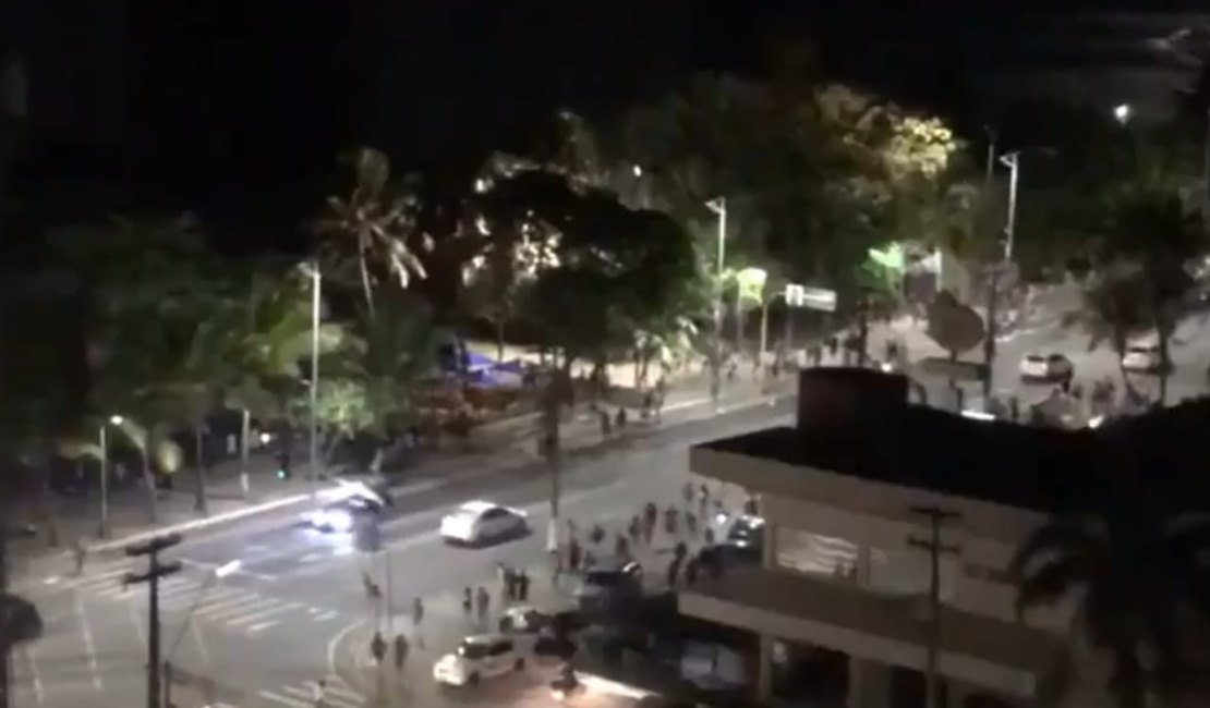 Reforço no policiamento impede novos episódios de violência na orla de Maceió