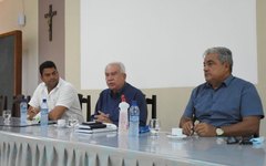 Gabriel Vasconcelos, Sérgio Lira e Paulo Nunes no encontro de governo