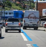 Faixa exclusiva do transporte coletivo recebe nova pintura em Maceió