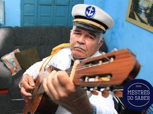 Mestre Pancho: a história do 'marujo' que mantém vivo o fandango no Pontal