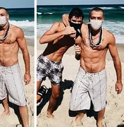 Fábio Assunção curte praia com o filho, João, e mostra corpo 27 quilos mais magro