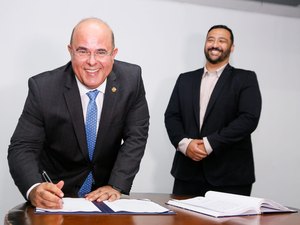 Fernando Tourinho assume governo de Alagoas por seis dias