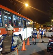 Lei Seca tira das ruas cinco condutores embriagados e um deles é preso em Maceió