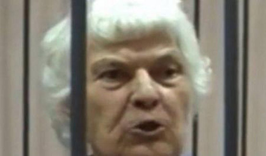 Idosa serial killer que fazia doces com restos de vítimas morre de covid-19