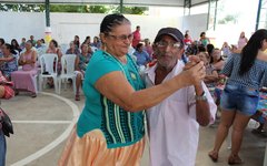 Festa junina para os idosos foi realizada em escola pública da cidade